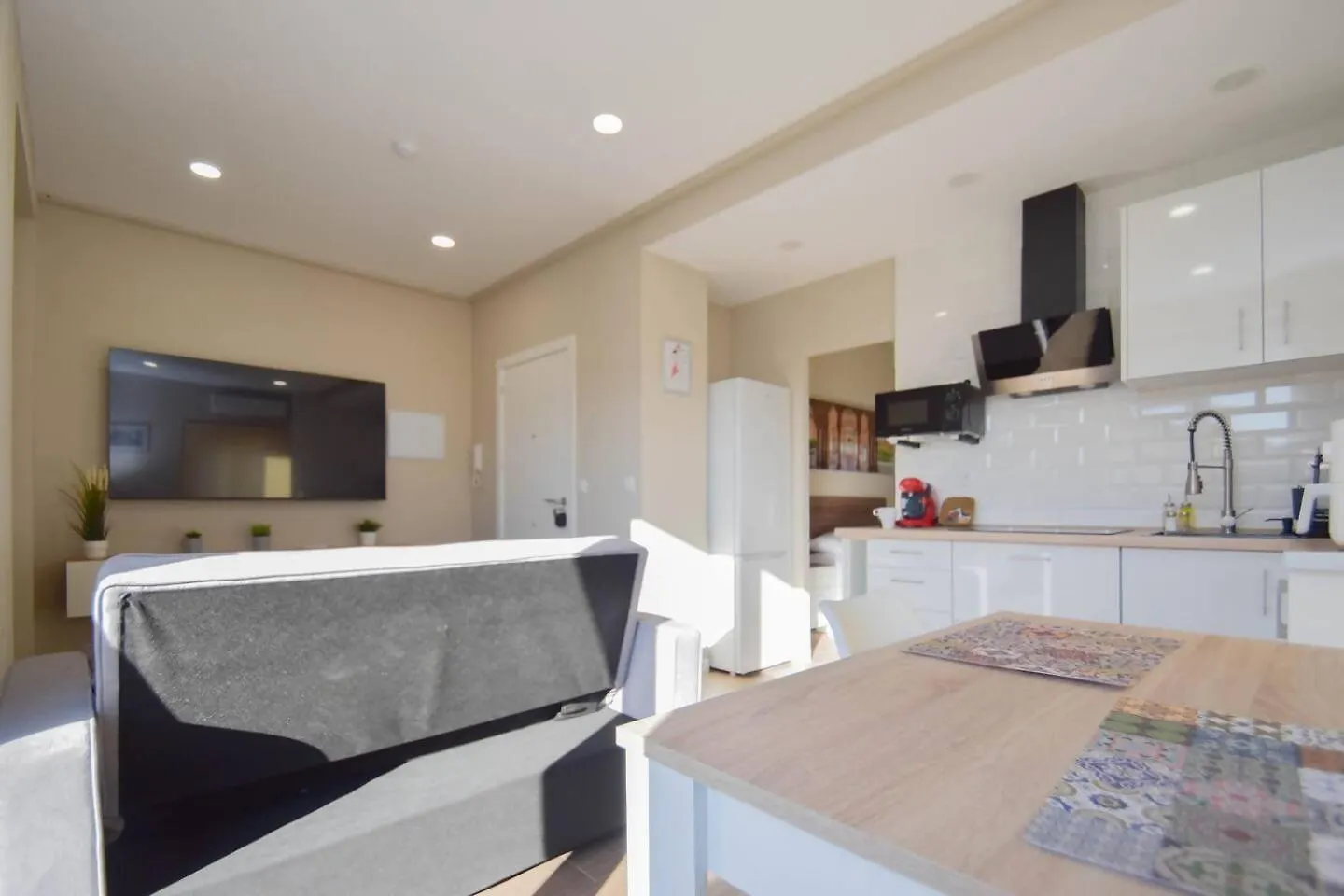 Home4U San Ambrosio Granada Holiday home