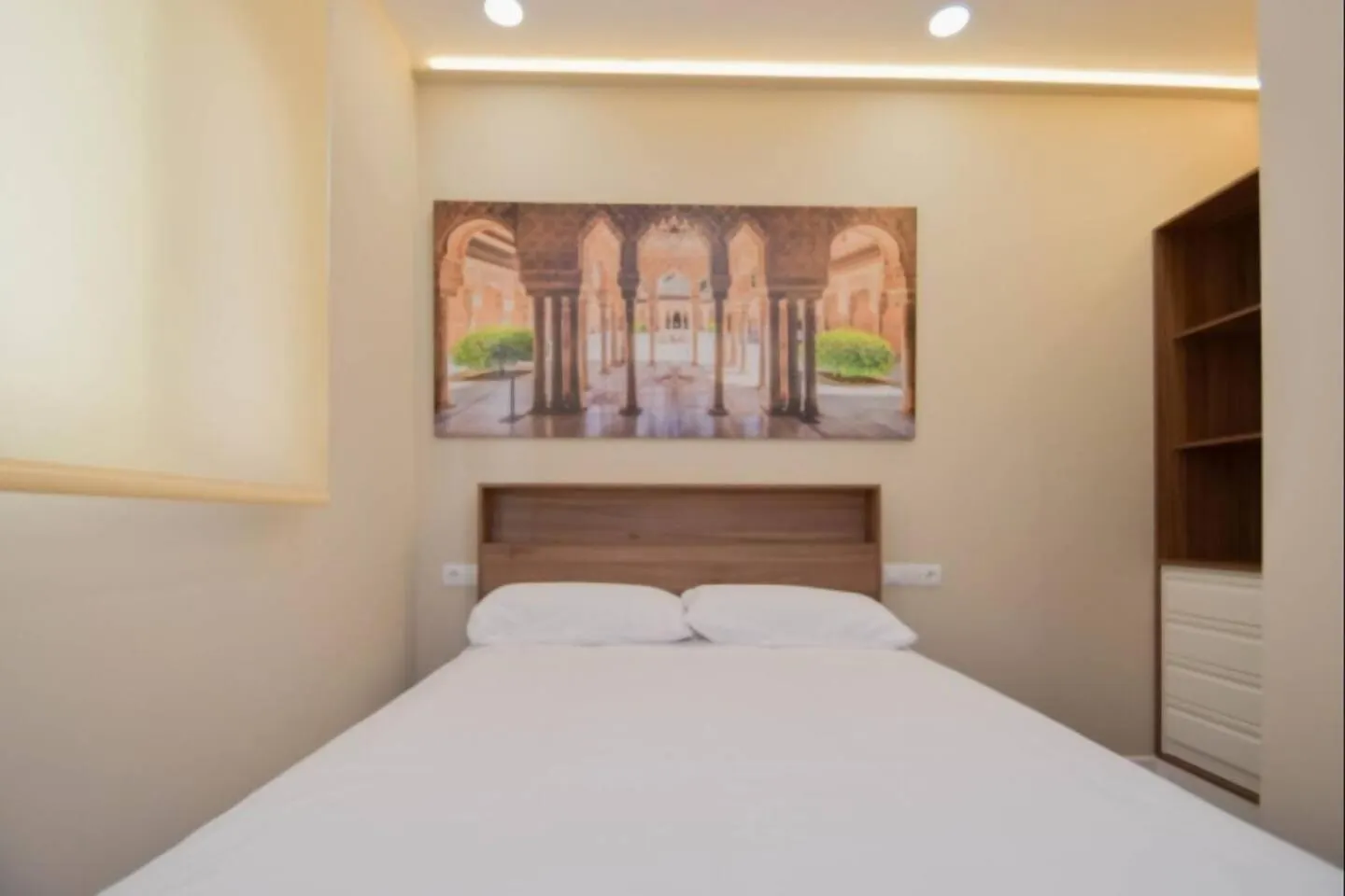 Home4U San Ambrosio Granada 0*,  Spain